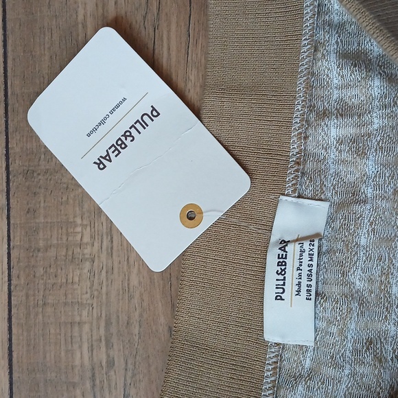 NWT Pull & Bear 100% Cotton Logo Print Mini Skirt. Size S - Picture 4 of 15